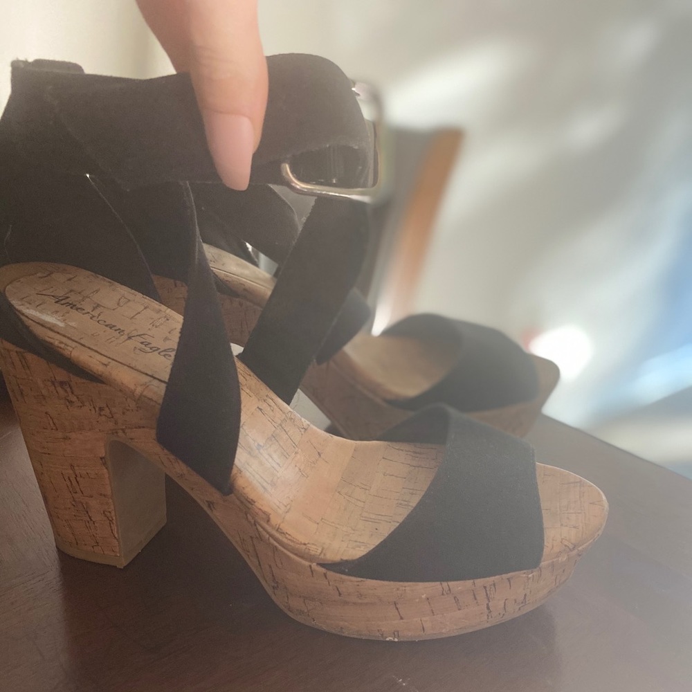 Super comfy black  wedge heels